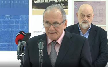 Zoran Bošković, predsjednik SO Danilovgrad, govori na otvaranju izložbe “150 godina grada”