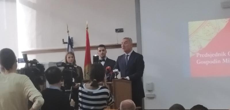 Milo Đukanović na Pravnom fakultetu