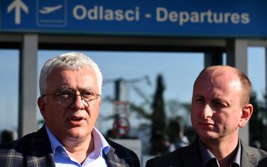Andrija Mandić i Milan Knežević na podgoričkom aerodromu