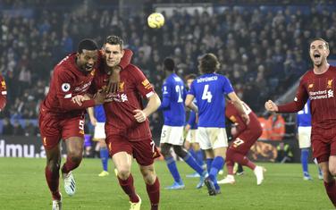Slavlje igraa Liverpula nakon penala Džejmsa Milnera za 2:0
