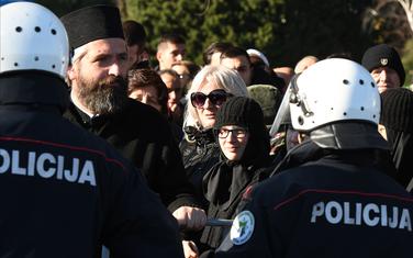 Detalj sa okupljanja kod mosta Blaža Jovanovića