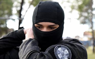 Radimo sa fantomkama, pa skoro niko i ne prepoznaje da je u uniformi - djevojka