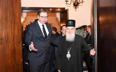 Srbijanski predsjednik Aleksandar Vučić i patrijarh SPC Irinej