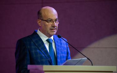 Osmisliti nastup na narednim izborima, u jednu ili više kolona: Husović
