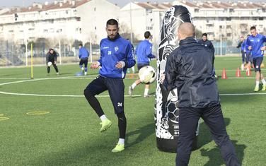 Stefan Milić na prvom treningu u 2020.