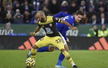 Redmond iz Sautemptona u duelu sa Pratom iz Lestera