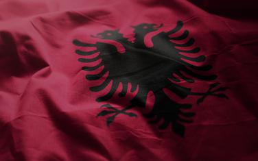 Albanska zastava