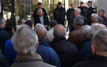 Sa ranijeg protesta dakićevaca ispred Ustavnog suda