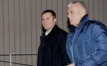 Mijatović (lijevo) dolazi u tužilaštvo u pratnji advokata (arhiva)
