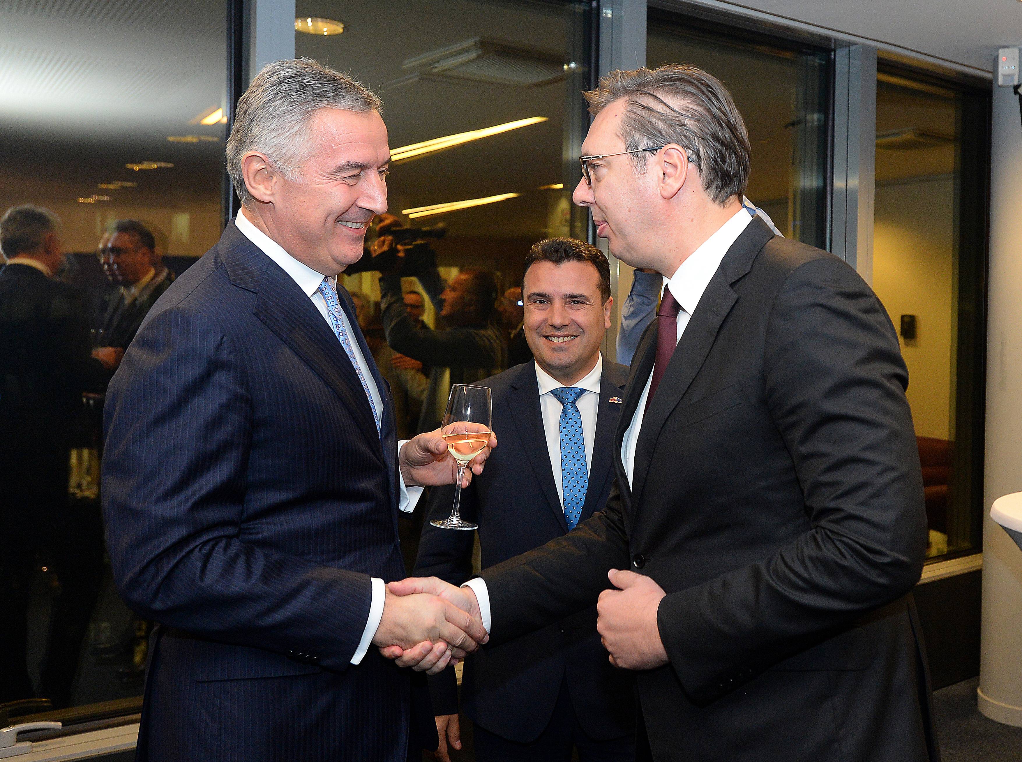 Milo Đukanović, Aleksandar Vučić