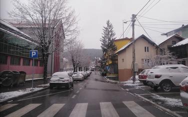 Već iscrtan parking u Ulici Zekerijaha Ćinare