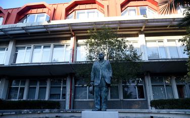 Radovi u biblioteci na broju, ali su neki drugačiji nakon obijanja depoa: Pravni fakultet