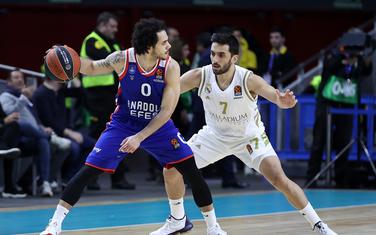 Larkin u duelu sa Kampacom