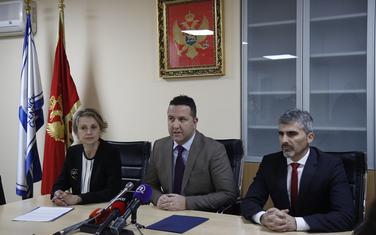 Sa pres konferencije