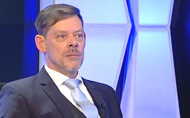 Talk show "Načisto sa Petrom Komnenićem"