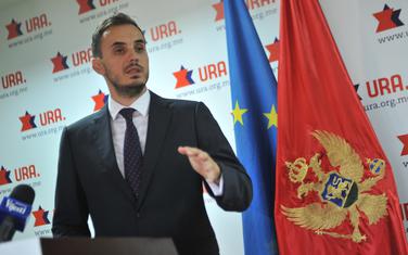 Dešava nam se politička šizofrenija: Konatar