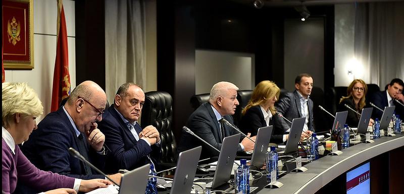 "Da različiti stavovi u vezi sa drugim pitanjima ne zasjene jedinstveni evropski kurs": Sjednica Vlade