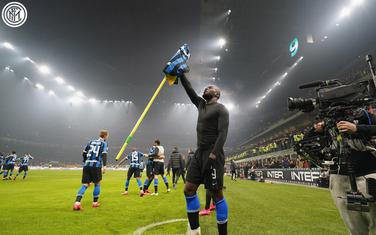 Lukaku slavi sa navijačima gol za 4:2