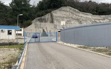 Ulaz u postrojenje koje su Njemci nedavno napustili