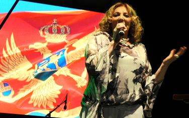 Tereza Kesovija