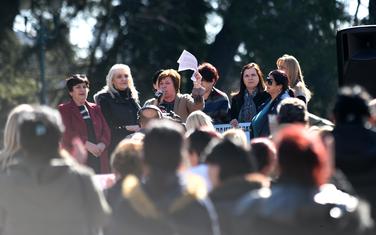 Sa protesta ispred Skupštine