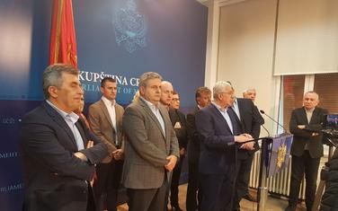 Sa današnje konferencije DF-a