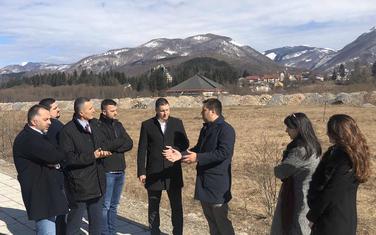 Predstavnici opštinske vlasti u sportskoj zoni