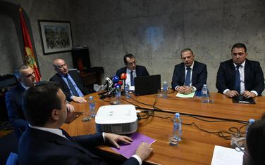 Sa konferencije za medije