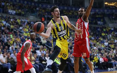 Fener bolji u završnici