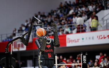 Toyota CUE4 robot