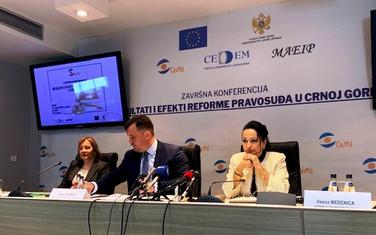 Detalj sa konferencije