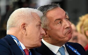 Marković i Đukanović na kongresu DPS-a
