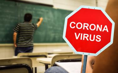 Nastava u državnim i privatnim obrazovno-vaspitnim ustanovama, obustavlja se najmanje 15 dana