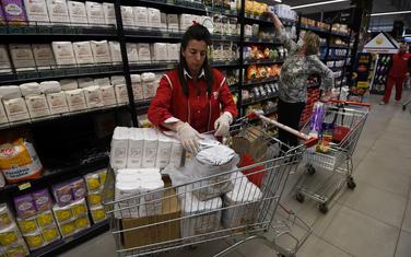 Racionalno i solidarno trgujte, ne pravite zalihe