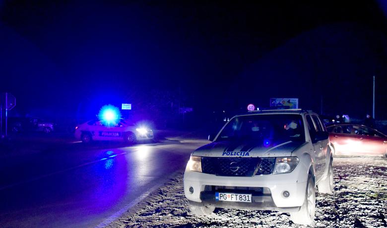 Policija sinoć kontroliše ulaz u Tuzi