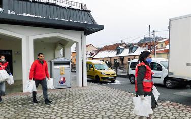 Crveni krst dijeli pomoć najugroženijima