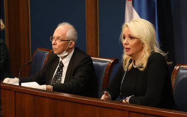 Detalj sa konferencije: Epidemiolog Predrag Kon i zamjenica direktora Instituta za javno zdravlje "Milan Jovanović - Batut" Darija Kisić Tepavčević