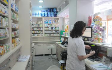 Apoteka, farmaceut