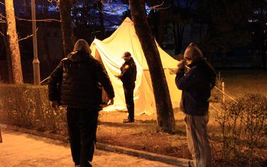 Policijski šator kod zgrade Centra bezbjednosti