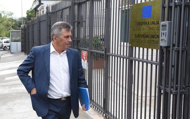 Jedini novčano pomogao partiju: Milutin Đukanović