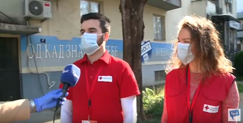 Volonteri Crvenog krsta, Danilo Bulatović i Jana Mitrović