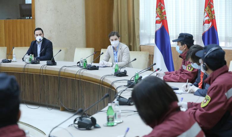 Premijerka Srbije, Ana Brnabić, sa kineskim ljekarima