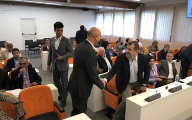 Kriza vlasti u jeku od januara: Carević i njegov prethodnik Dragan Krapović na sjednici SO Budva