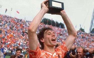 Parabolom za pamćenje donio Holandiji titulu prvaka Evrope: Marko van Basten