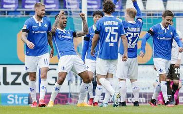 Fudbal se pokalo vraća na scenu, doduše bez publike